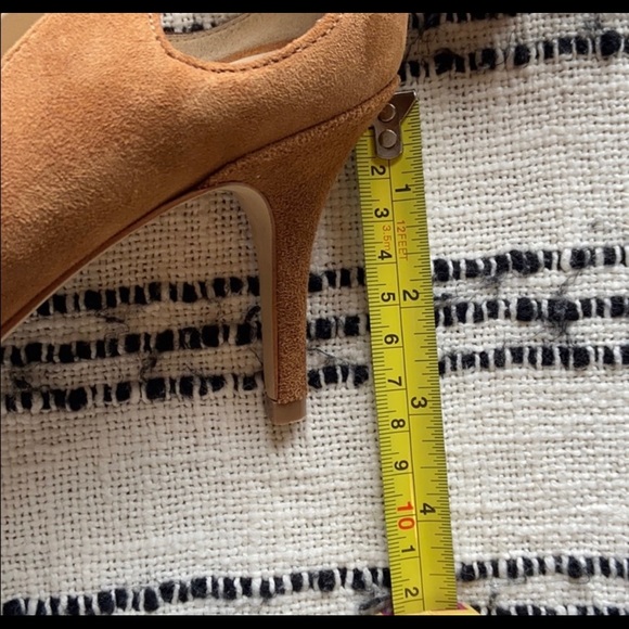 NOT FOR SALE- Marc Fisher pumps - @edgerk214 - Picture 4 of 5